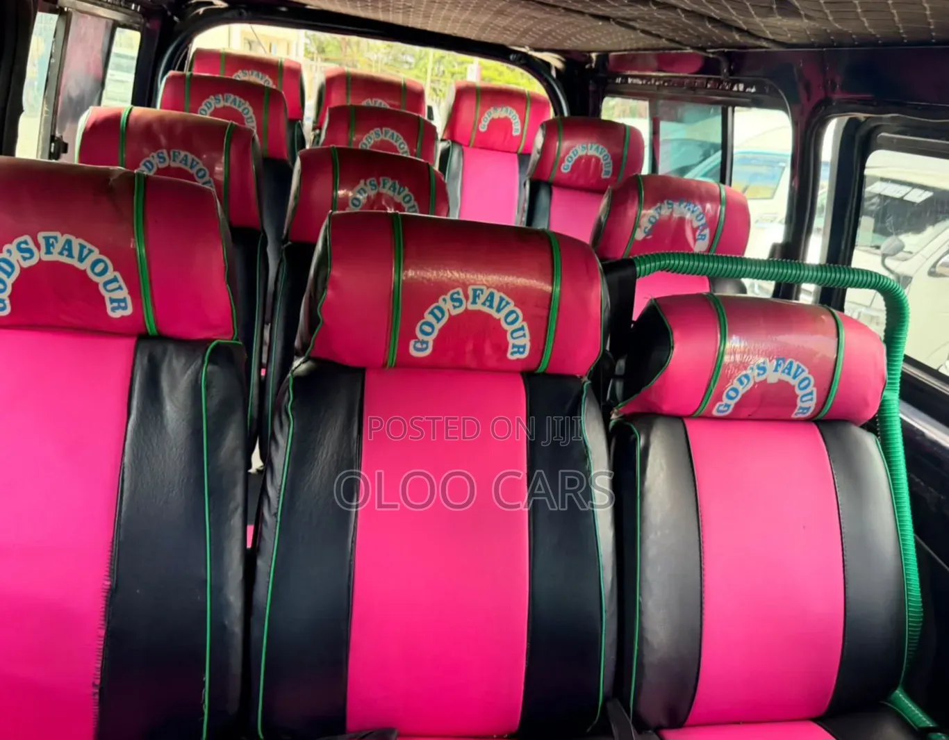 Toyota HiAce 2014 Blue