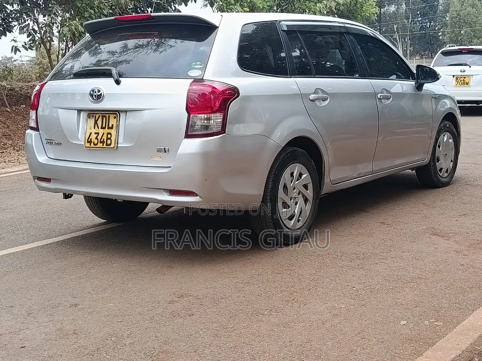Toyota Corolla Fielder 2015 Silver