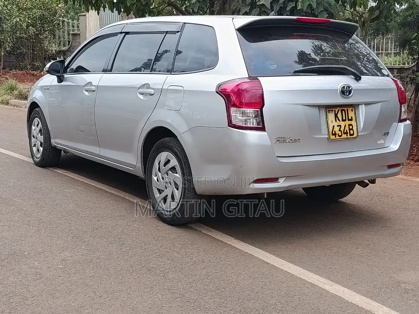 Toyota Corolla Fielder 2015 Silver