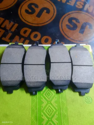 Genuine KD3704 26296AG040 Brake Pads