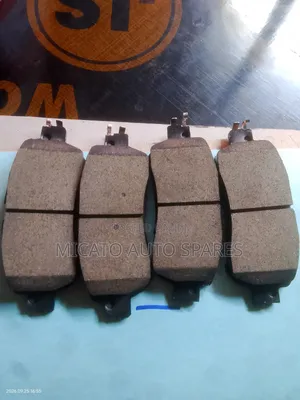 Genuine KD 2086 DAY43328ZA D1852 Brake Pads