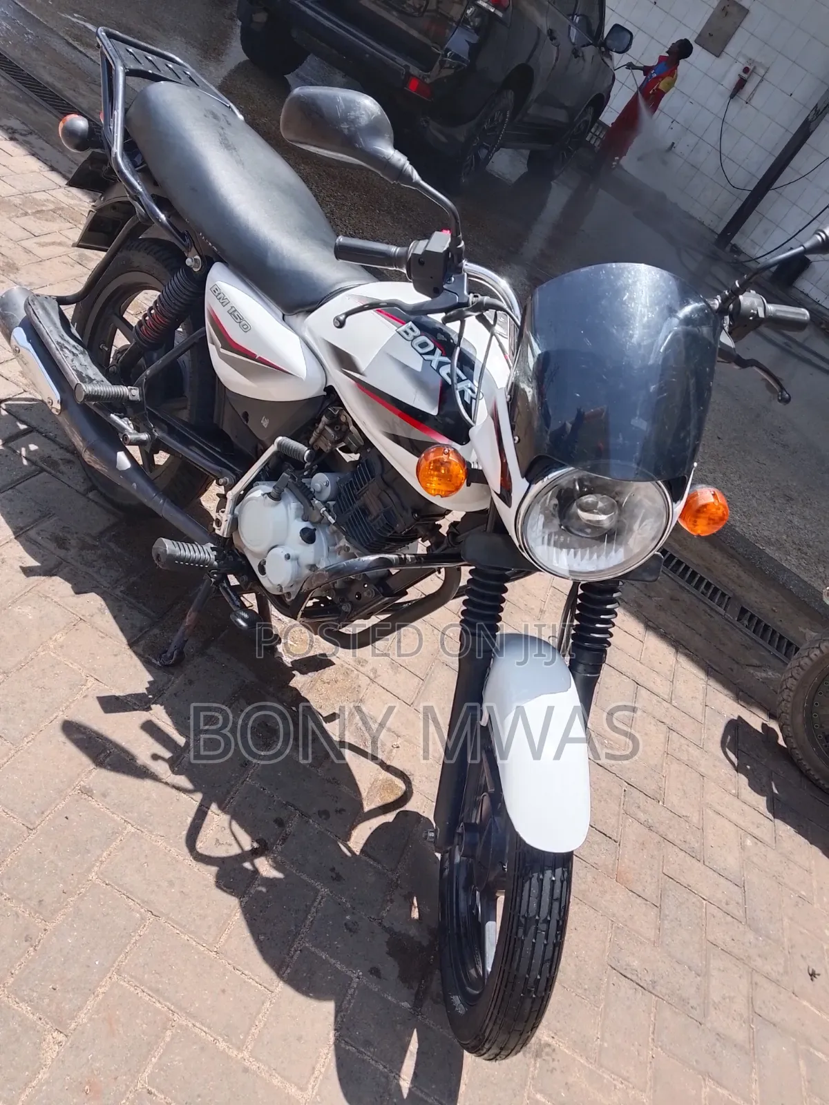 Bajaj Boxer 150 UG 2023 White