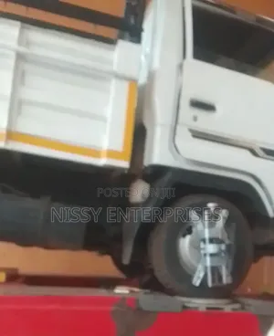 Toyota Dyna 2001 White