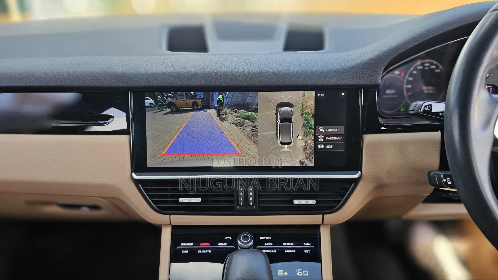 Porsche Cayenne Base AWD 2019 Gold
