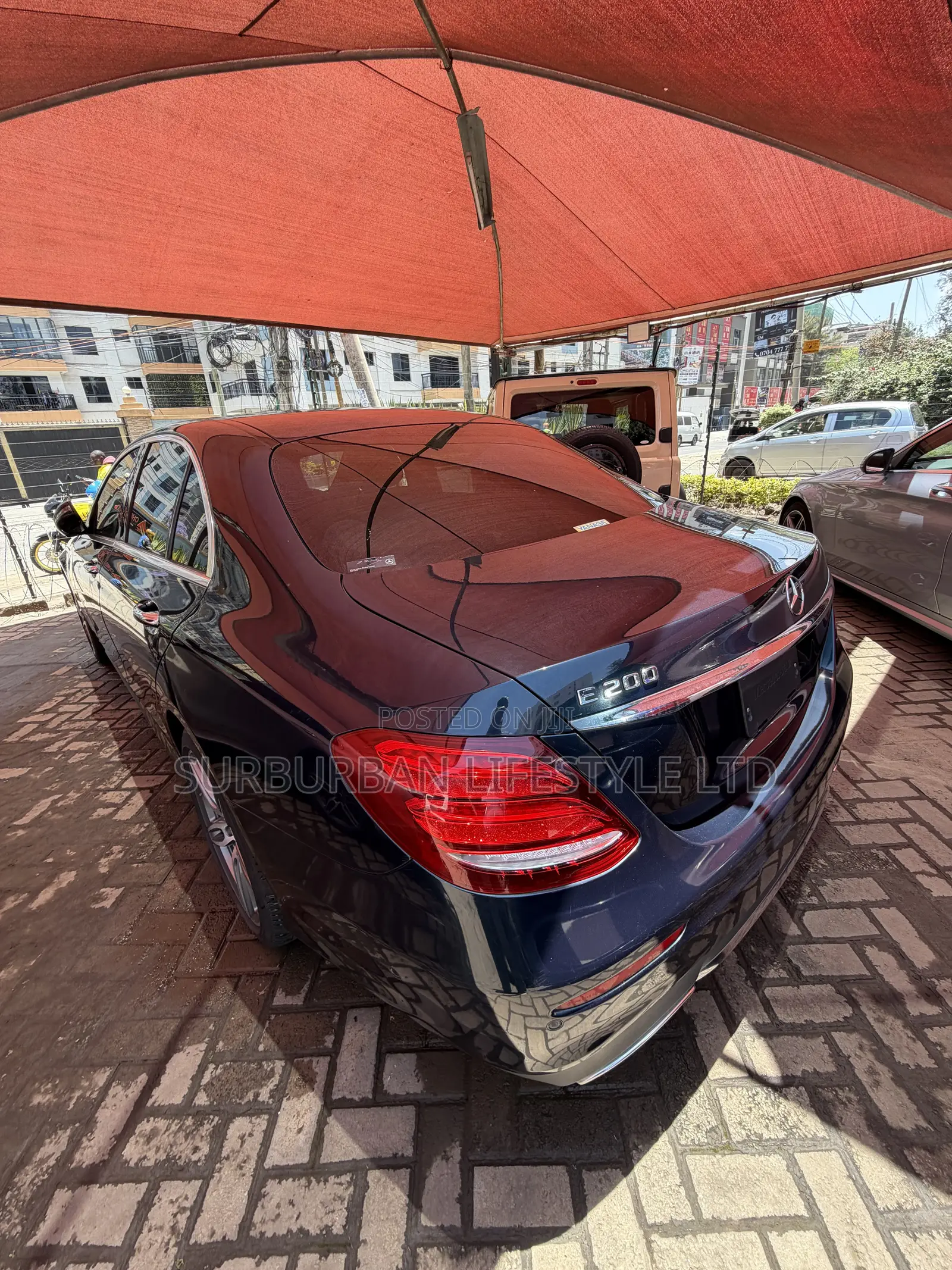 Mercedes-Benz E200 2018 Green