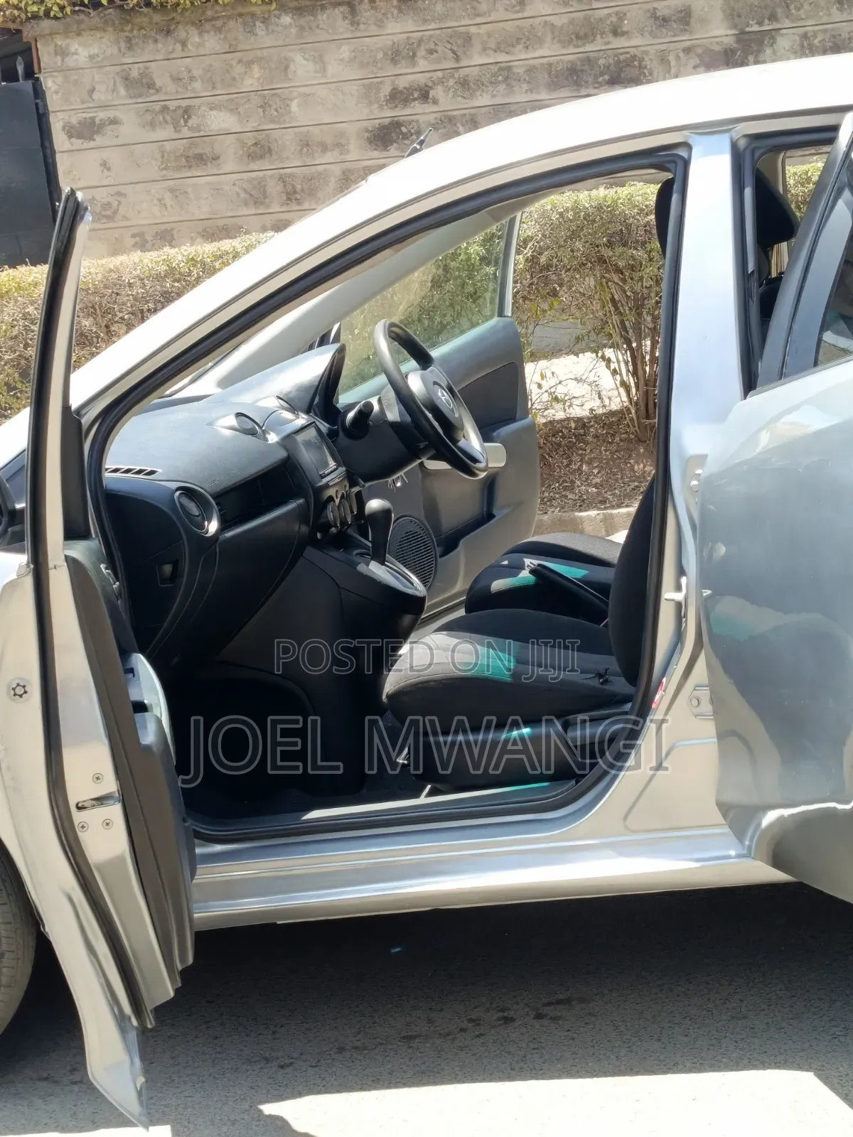Mazda Demio 2010 Silver