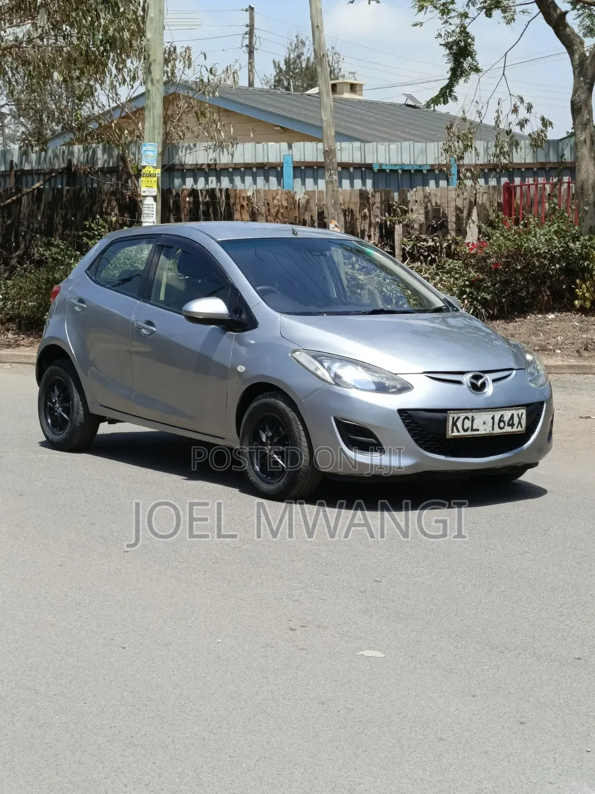 Mazda Demio 2010 Silver
