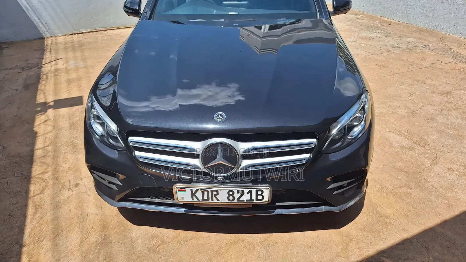 Mercedes-Benz GLC-Class GLC250 Sport Utility 4-Door (2.0L, 4cyl Turbo)