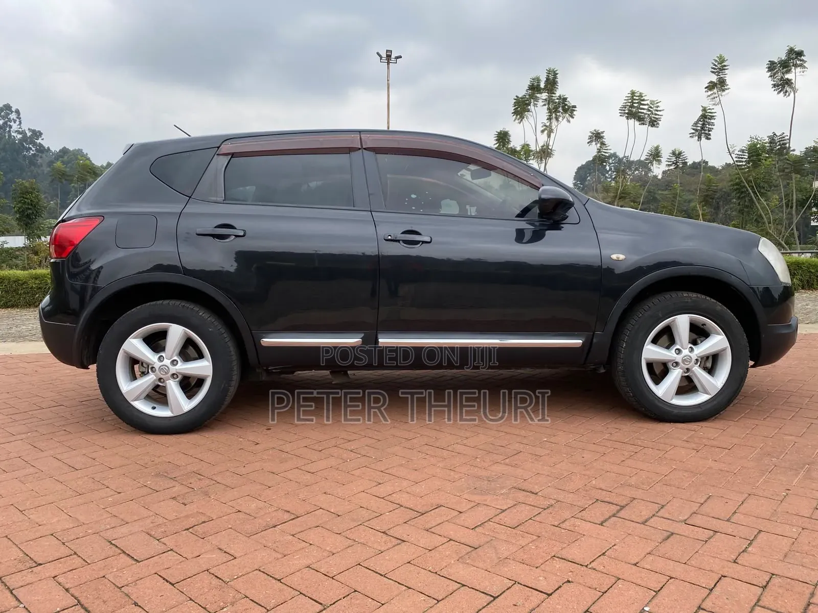 Nissan Dualis 2010 Black