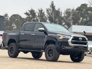 Toyota Hilux 2020 Gray