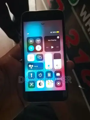 New Apple iPhone 6s 16 GB Silver