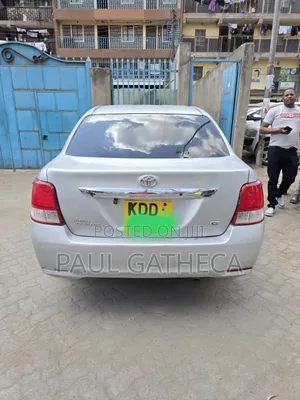 Toyota Axio 2015 Silver