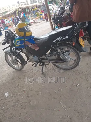 Honda CB 2025 Blue