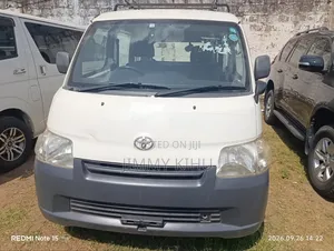 Toyota TownAce 2018 White