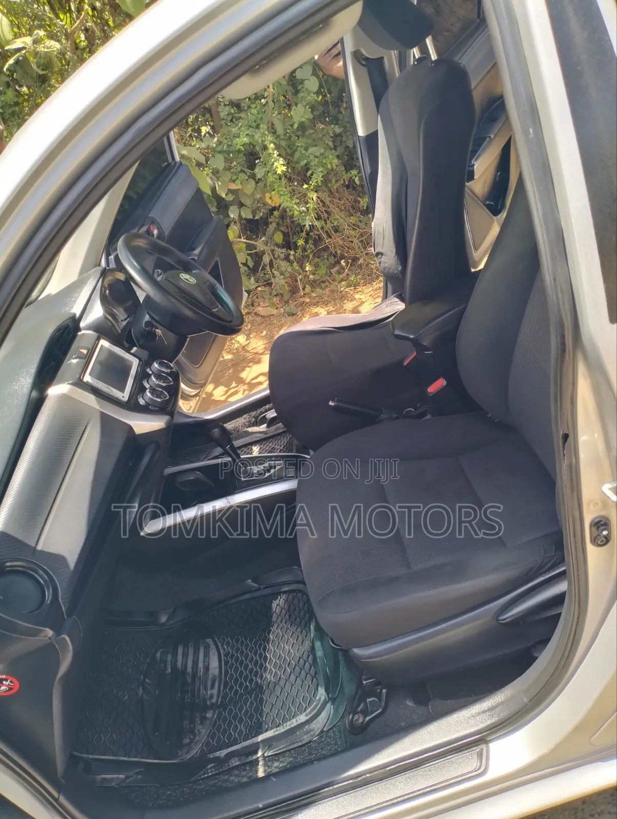 Toyota Corolla Fielder 2013 Silver