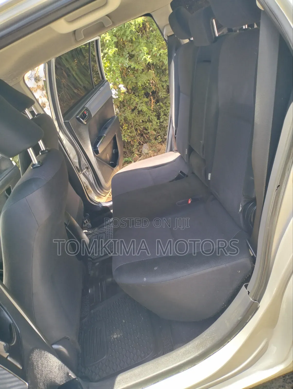 Toyota Corolla Fielder 2013 Silver