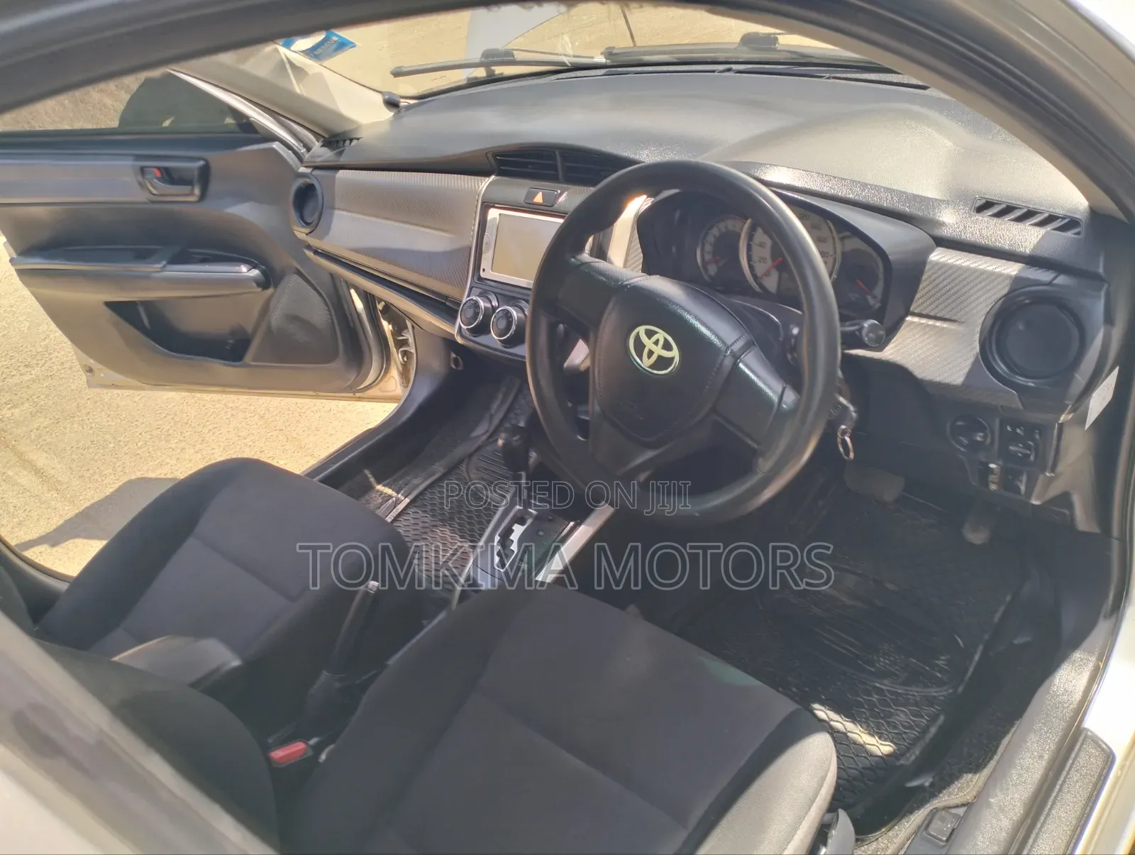 Toyota Corolla Fielder 2013 Silver