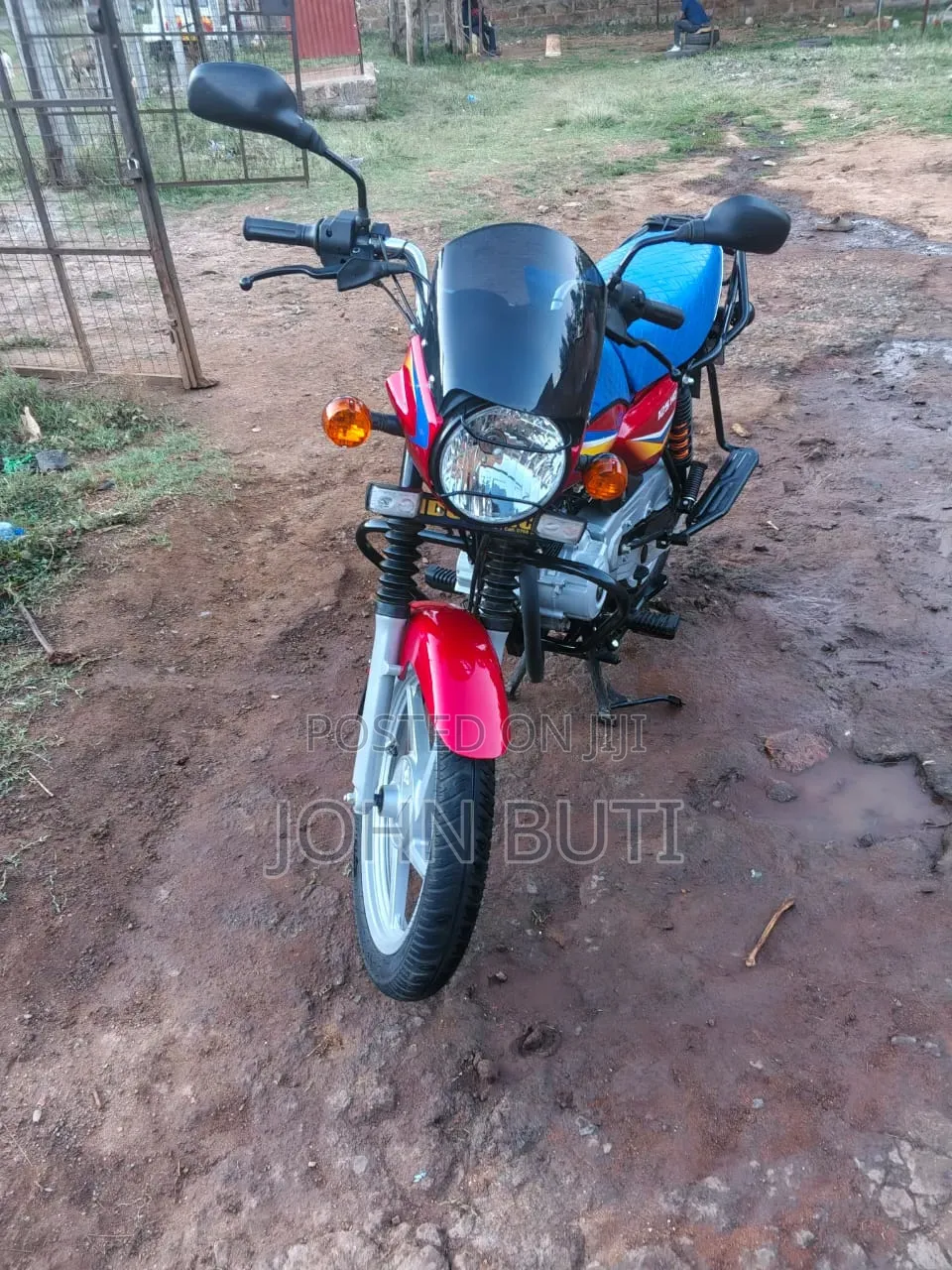 Bajaj Boxer 125 2026 Red