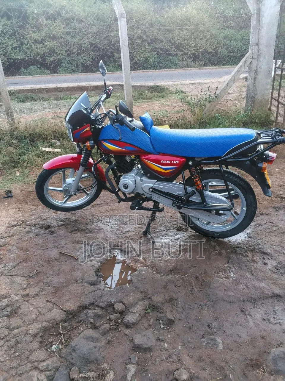 Bajaj Boxer 125 2026 Red