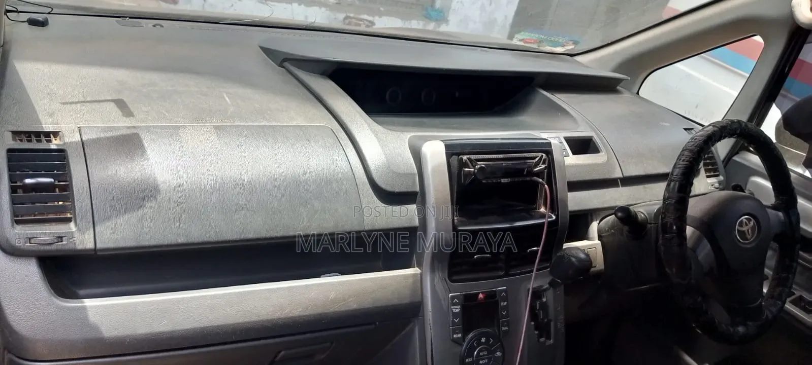 Toyota Voxy 2007 Blue