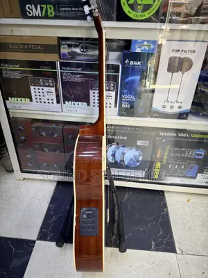 Ibanez Size 39 Semi-Accousti Classical Guitar