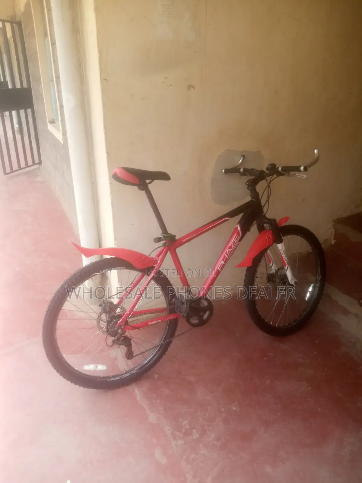 Apollo Phaze Mountain Bike