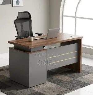Modern 1400mm Office Desk – Spacious Professional Workstation
