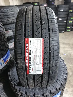 275/45r21 Double King