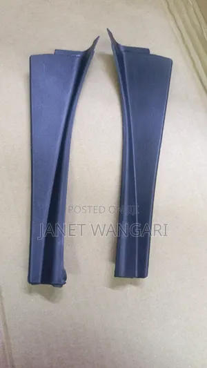 Windscreen Finisher Nissan Dualis