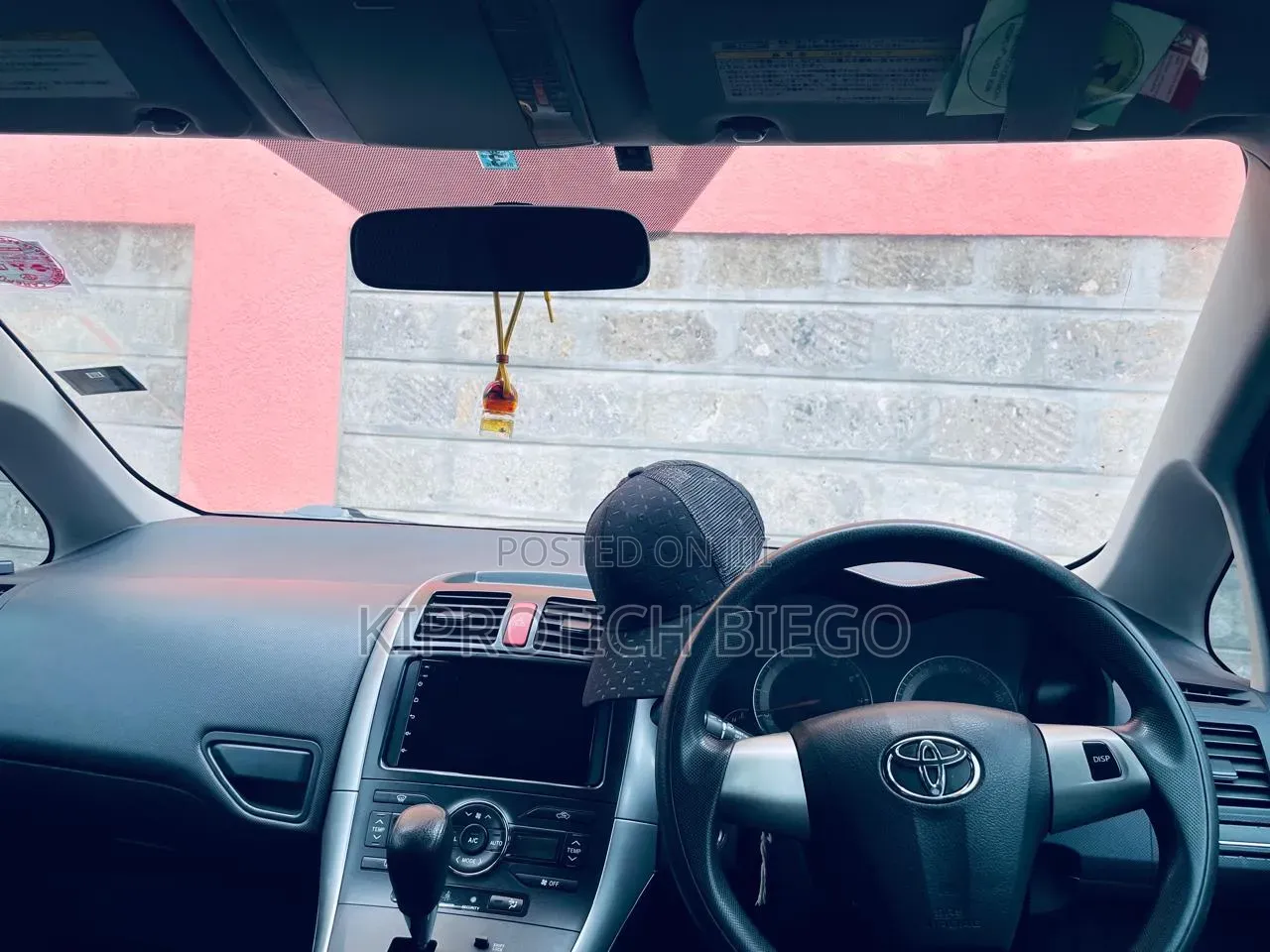 Toyota Auris 2011 Black