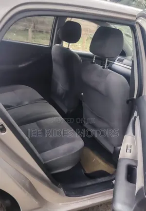 Toyota Corolla RunX 1.5 X FWD 2005 Pink