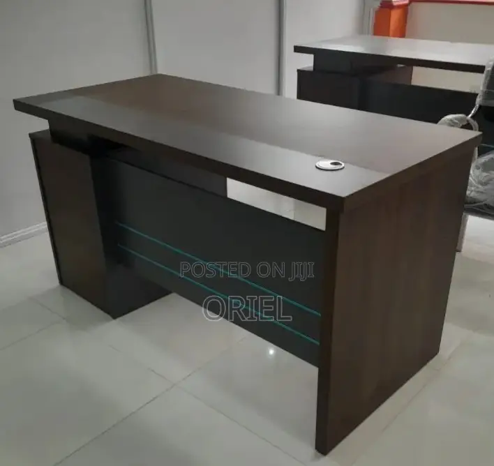 1.2m Office Desk – Compact Modern Computer Workstation Table