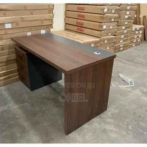 1.2m Office Desk – Compact Modern Computer Workstation Table