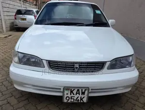Toyota Corolla Automatic 1999 White