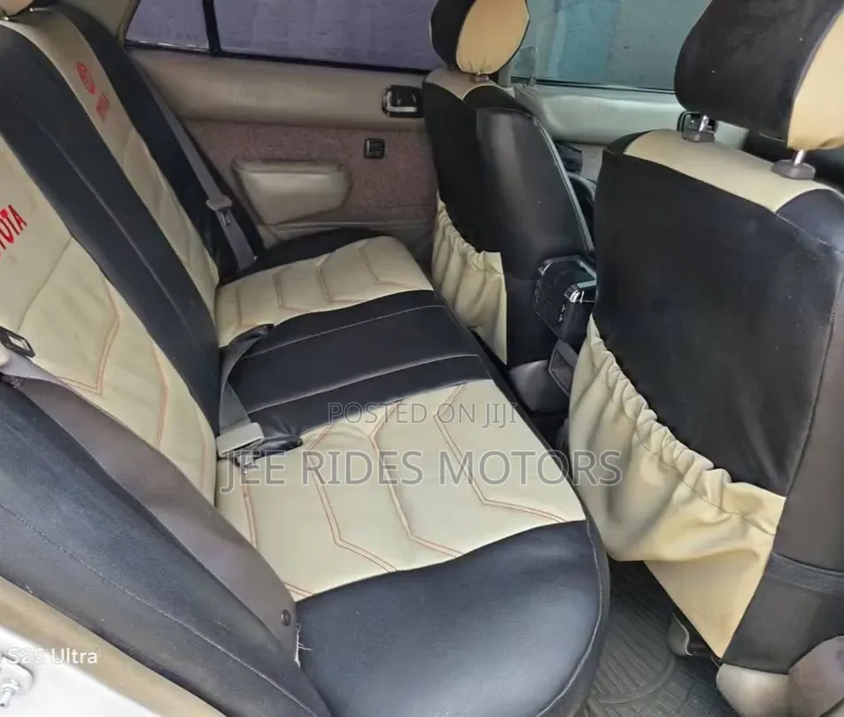 Toyota Corolla Automatic 1999 White