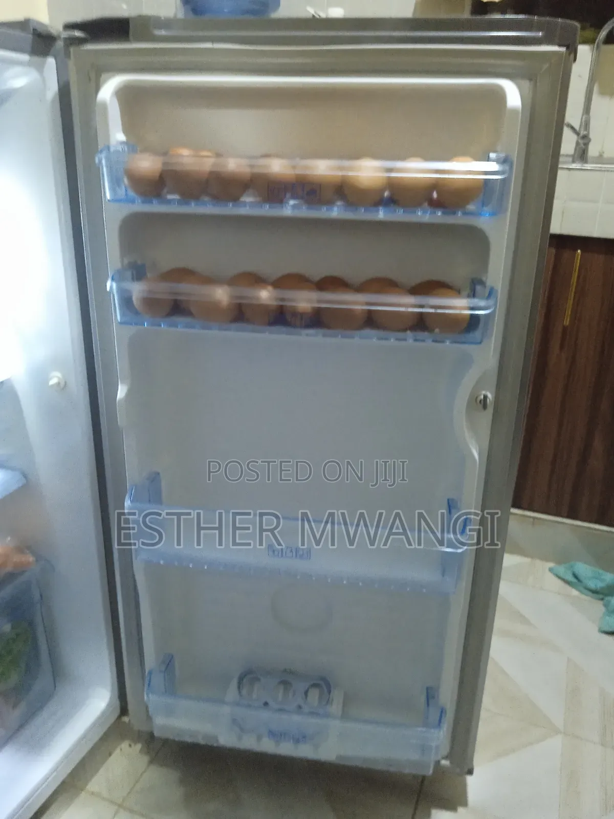 Mika 170L Single Door Fridge - Clean Working Perfectly