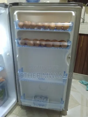 Mika 170L Single Door Fridge - Clean Working Perfectly