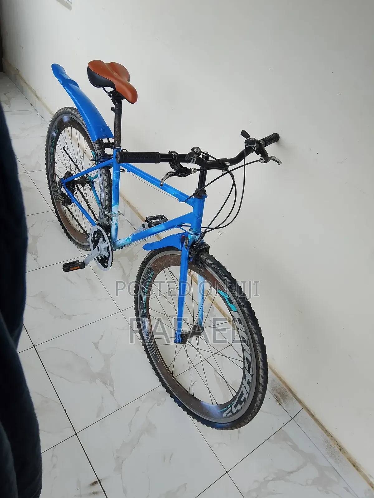 Mountain Bike Bicycle With Gears – Good Condition