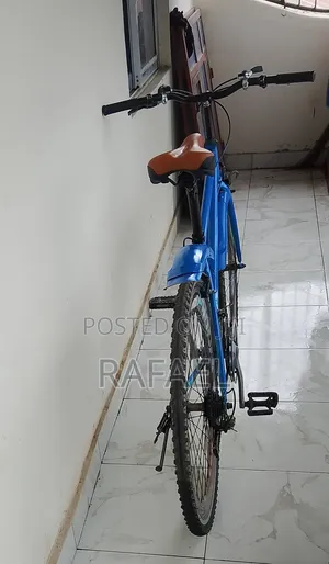 Mountain Bike Bicycle With Gears – Good Condition