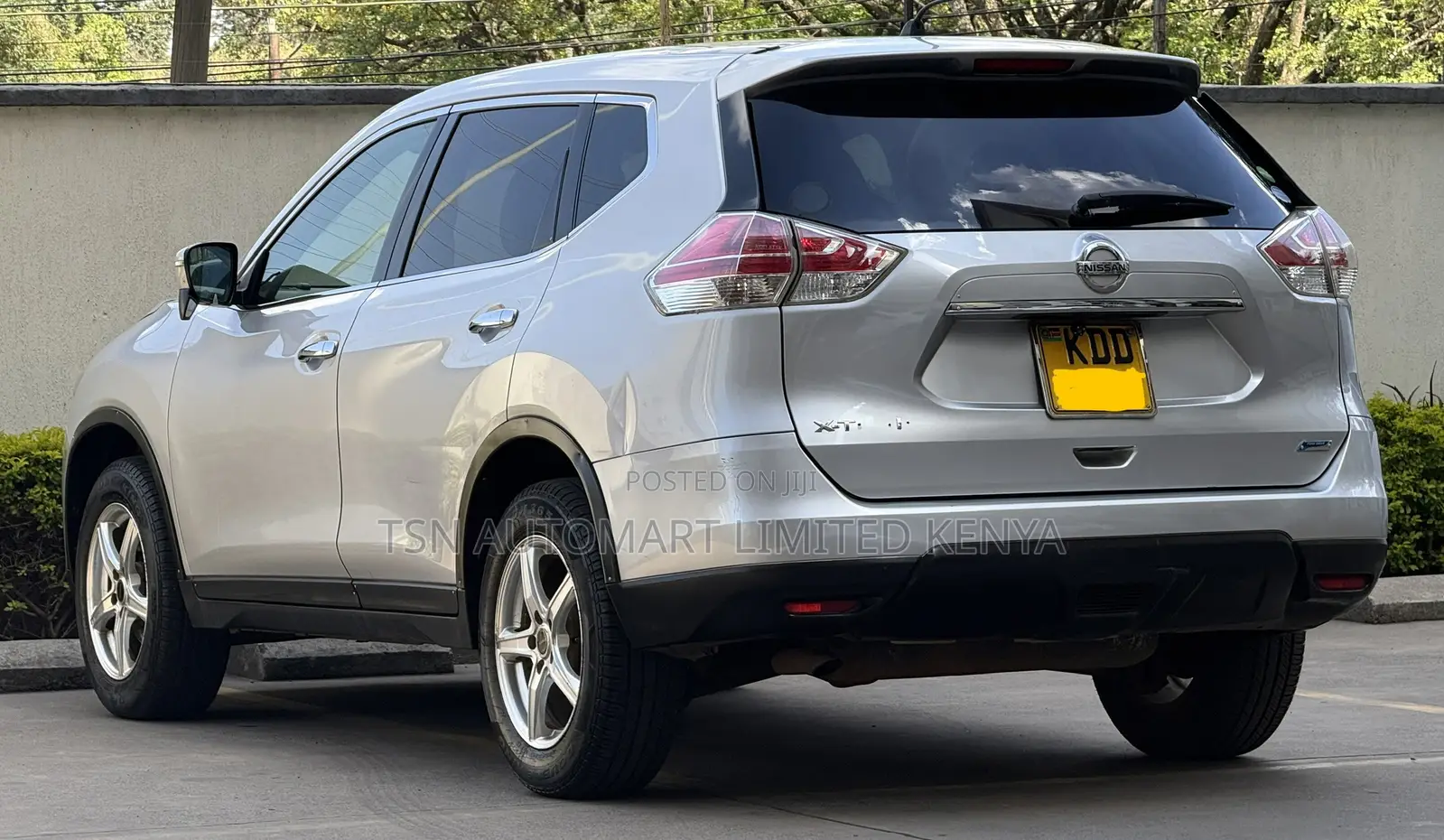 Nissan X-Trail 2.5 Petrol AWD 2015 Silver
