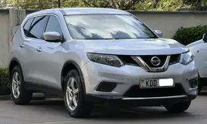 Nissan X-Trail 2.5 Petrol AWD 2015 Silver