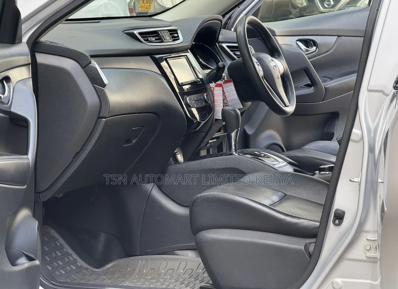 Nissan X-Trail 2.5 Petrol AWD 2015 Silver