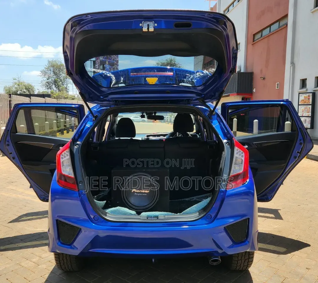 Honda Fit 2017 Blue