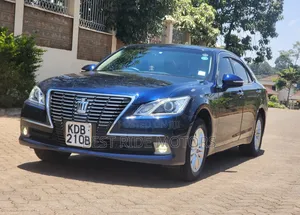 Toyota Crown 2014 Blue