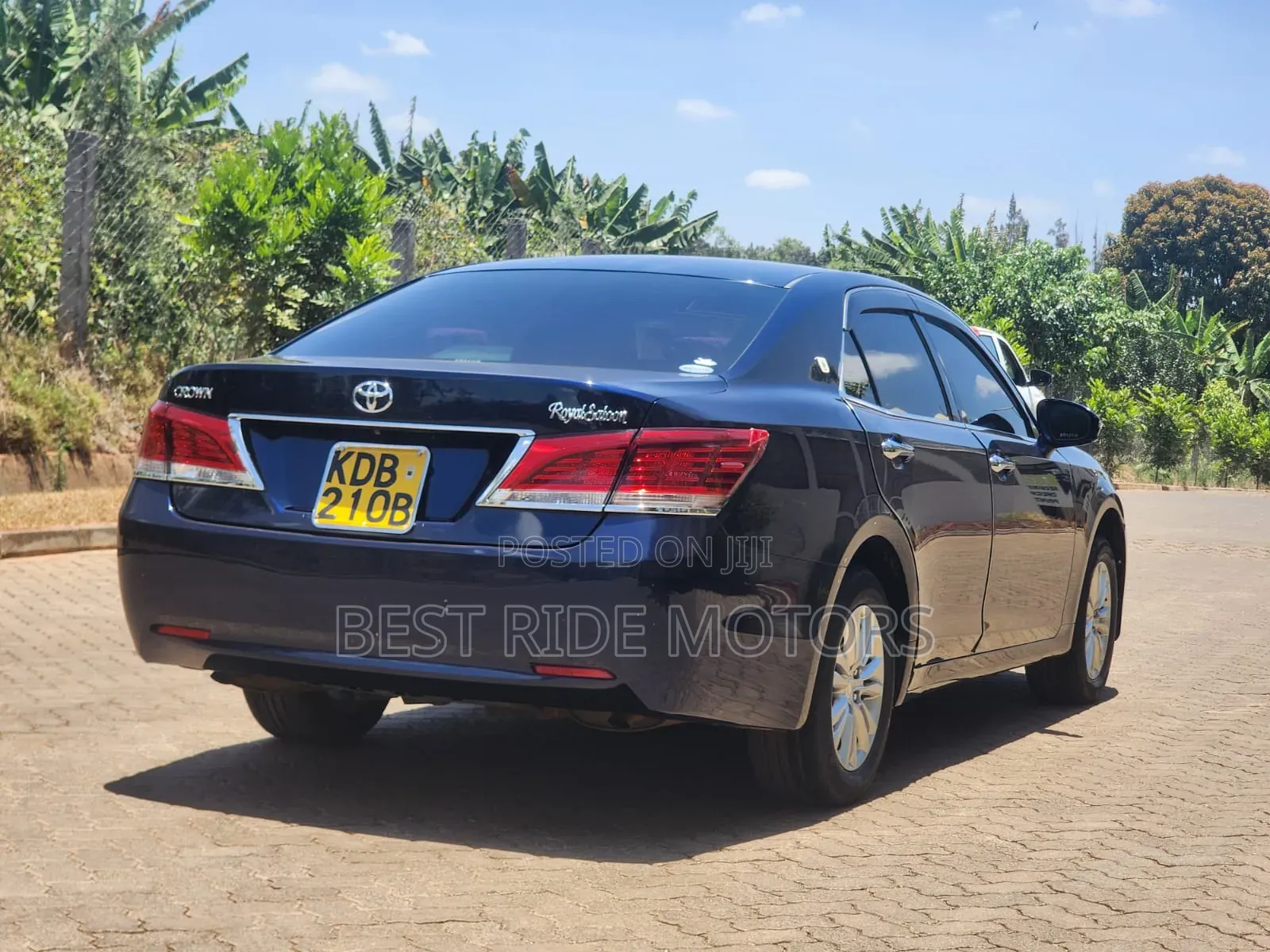 Toyota Crown 2014 Blue