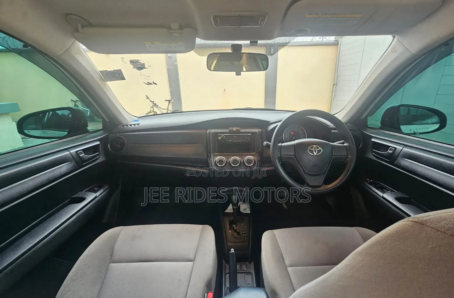 Toyota Axio 2017 Pearl