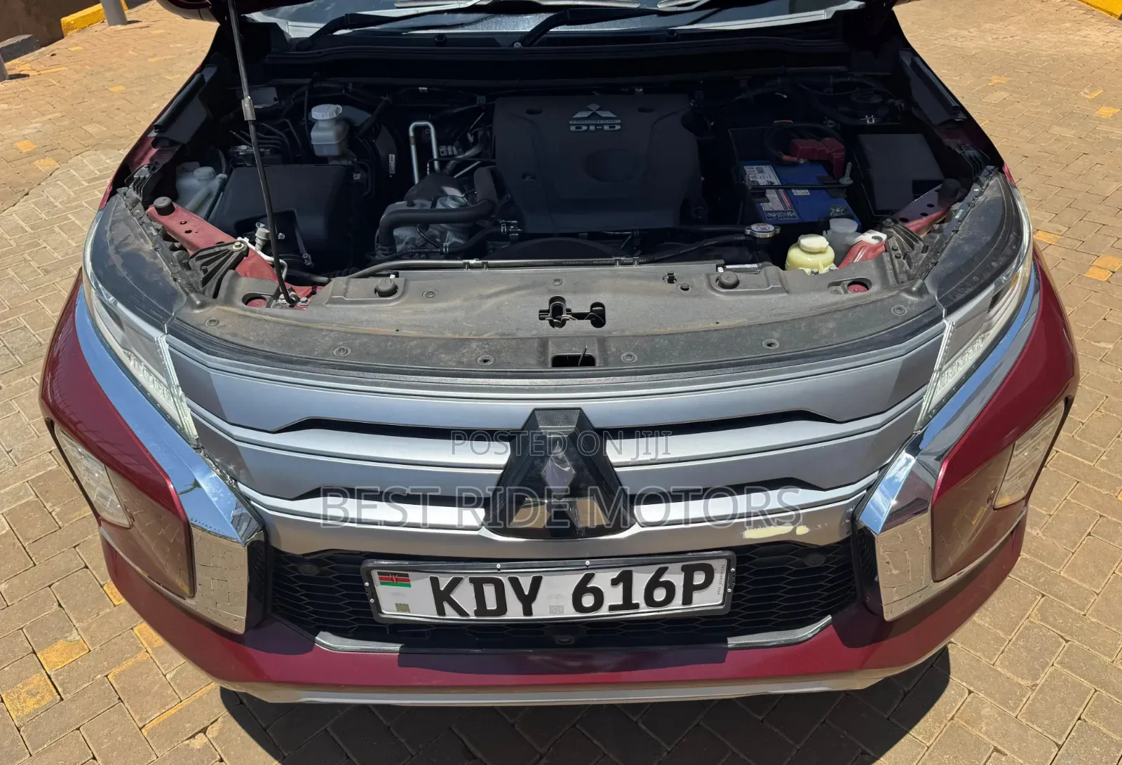 Mitsubishi Pajero 2020 Red