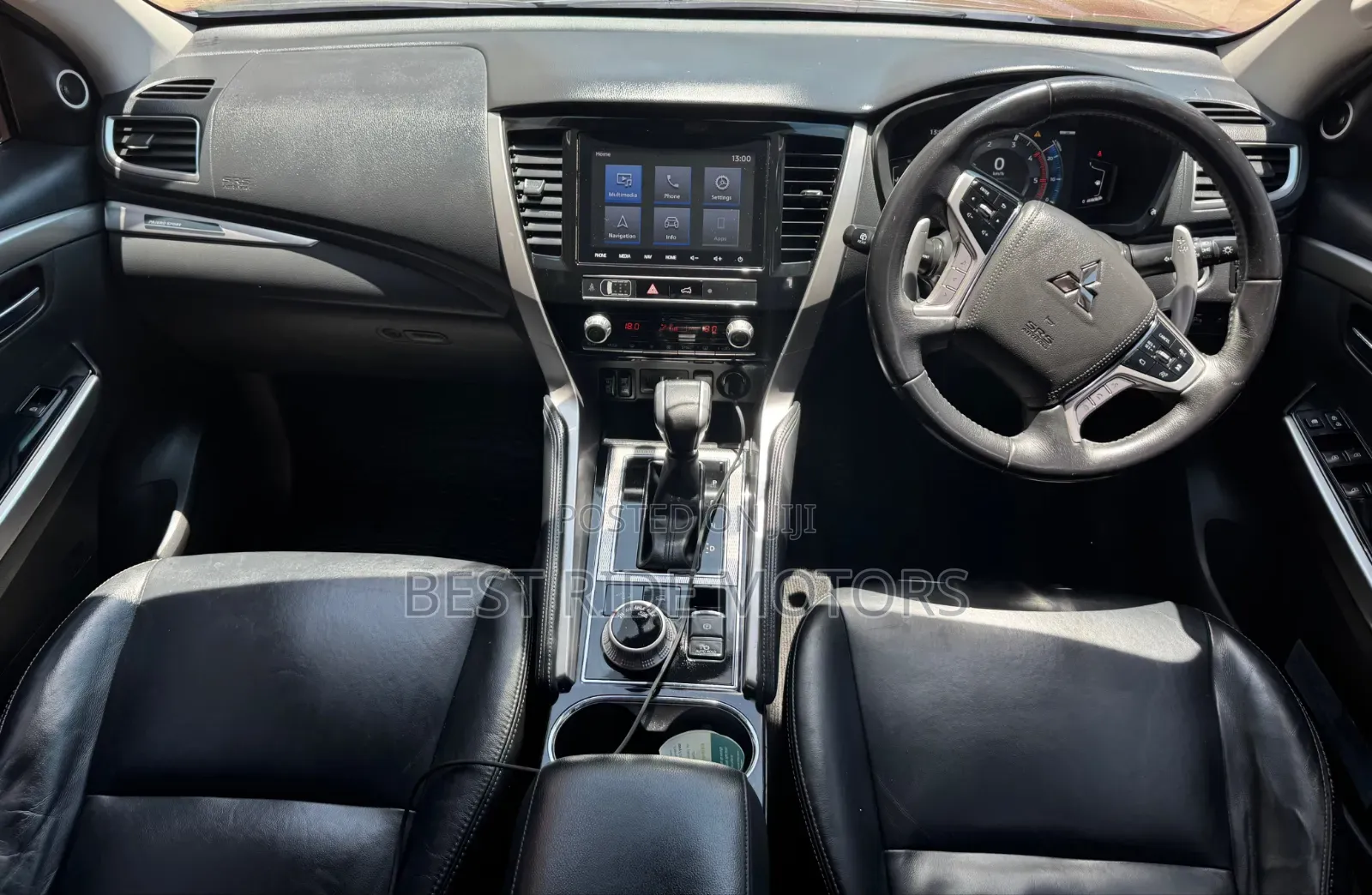 Mitsubishi Pajero 2020 Red