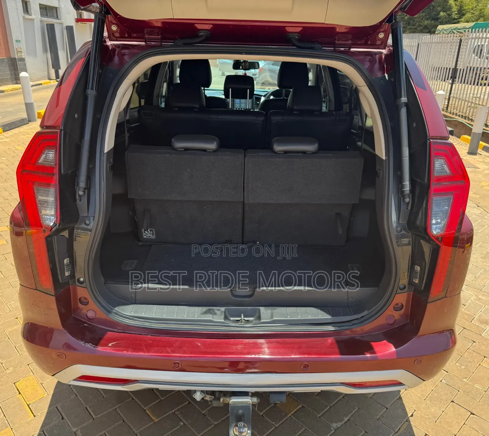 Mitsubishi Pajero 2020 Red