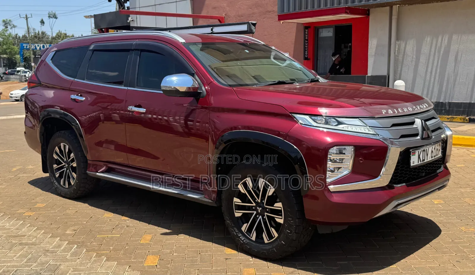 Mitsubishi Pajero 2020 Red